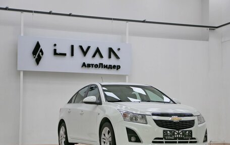 Chevrolet Cruze II, 2013 год, 635 000 рублей, 9 фотография