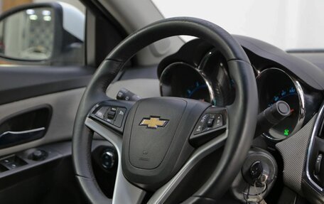 Chevrolet Cruze II, 2013 год, 635 000 рублей, 8 фотография