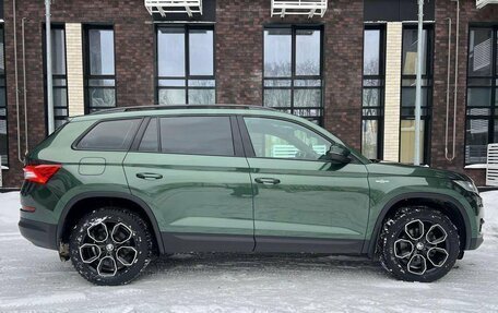 Skoda Kodiaq I, 2021 год, 2 950 000 рублей, 2 фотография