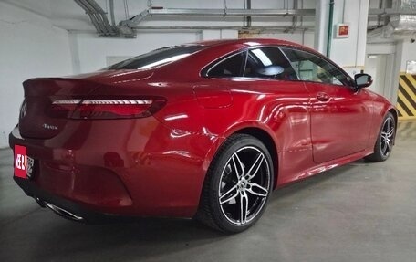 Mercedes-Benz E-Класс, 2018 год, 4 490 000 рублей, 2 фотография