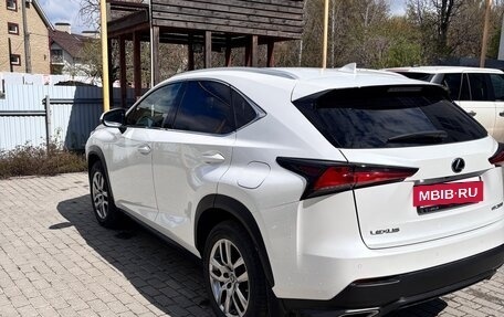Lexus NX I, 2018 год, 2 990 000 рублей, 6 фотография