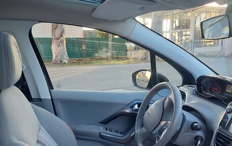 Peugeot 208 II, 2013 год, 600 000 рублей, 4 фотография