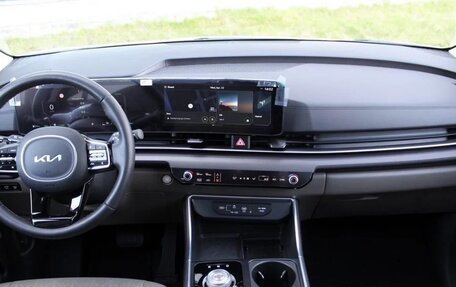 KIA Carnival, 2024 год, 5 070 000 рублей, 7 фотография