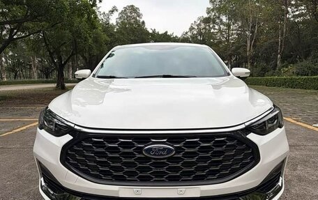 Ford Focus IV, 2021 год, 1 350 000 рублей, 2 фотография