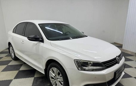 Volkswagen Jetta VI, 2014 год, 930 000 рублей, 3 фотография