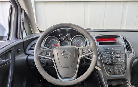 Opel Astra J, 2011 год, 499 000 рублей, 10 фотография