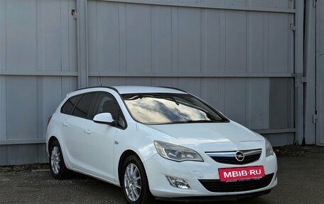 Opel Astra J, 2011 год, 499 000 рублей, 3 фотография