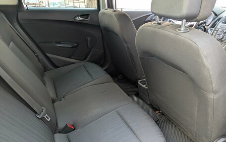 Opel Astra J, 2011 год, 499 000 рублей, 14 фотография