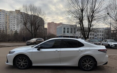 Toyota Camry, 2021 год, 3 200 000 рублей, 3 фотография