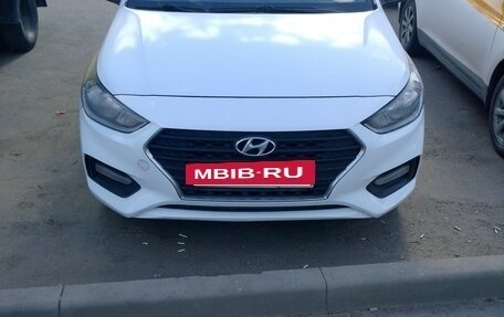 Hyundai Solaris II рестайлинг, 2017 год, 750 000 рублей, 3 фотография