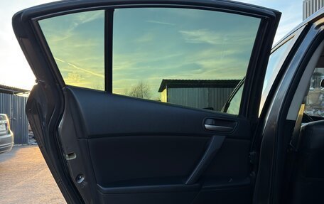 Mazda 3, 2011 год, 820 000 рублей, 24 фотография