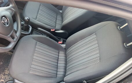 Volkswagen Polo VI (EU Market), 2016 год, 900 000 рублей, 14 фотография