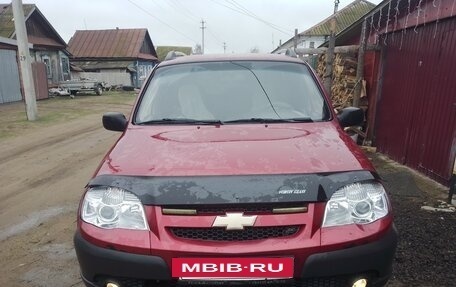 Chevrolet Niva I рестайлинг, 2011 год, 560 000 рублей, 10 фотография