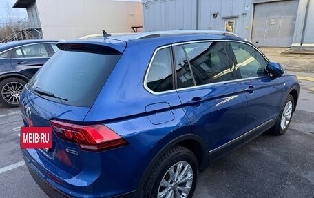 Volkswagen Tiguan II, 2018 год, 2 820 000 рублей, 4 фотография