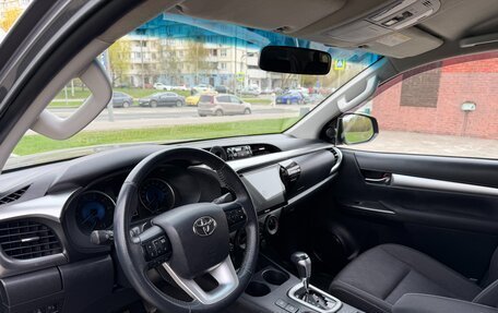 Toyota Hilux VIII, 2017 год, 3 400 000 рублей, 4 фотография