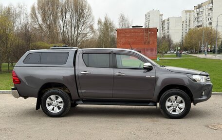 Toyota Hilux VIII, 2017 год, 3 400 000 рублей, 12 фотография