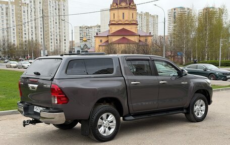 Toyota Hilux VIII, 2017 год, 3 400 000 рублей, 18 фотография