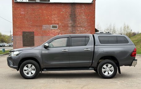 Toyota Hilux VIII, 2017 год, 3 400 000 рублей, 13 фотография