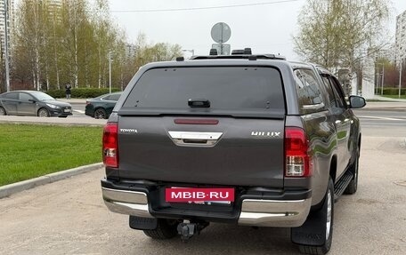 Toyota Hilux VIII, 2017 год, 3 400 000 рублей, 22 фотография