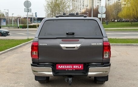 Toyota Hilux VIII, 2017 год, 3 400 000 рублей, 19 фотография