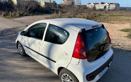 Peugeot 107 I рестайлинг, 2011 год, 499 000 рублей, 9 фотография