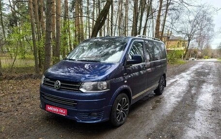 Volkswagen Multivan T5, 2006 год, 1 900 000 рублей, 1 фотография