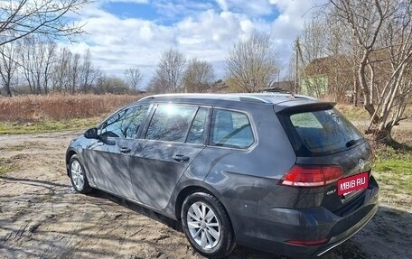 Volkswagen Golf VII, 2018 год, 1 450 000 рублей, 10 фотография