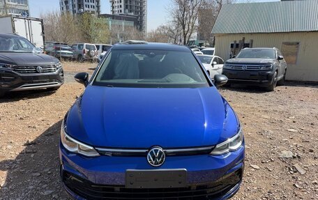 Volkswagen Golf VIII, 2023 год, 2 015 000 рублей, 2 фотография