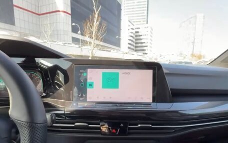 Volkswagen Golf VIII, 2023 год, 2 015 000 рублей, 9 фотография