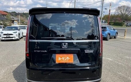 Honda Stepwgn, 2023 год, 2 350 000 рублей, 5 фотография