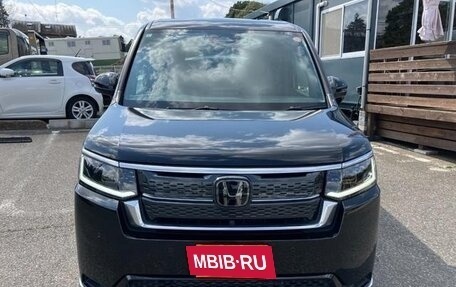 Honda Stepwgn, 2023 год, 2 350 000 рублей, 2 фотография