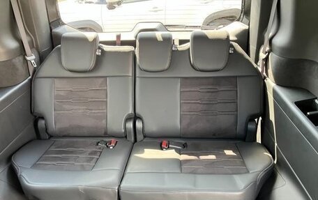 Honda Stepwgn, 2023 год, 2 350 000 рублей, 27 фотография