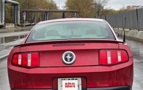 Ford Mustang VI рестайлинг, 2009 год, 2 100 000 рублей, 4 фотография