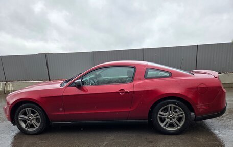 Ford Mustang VI рестайлинг, 2009 год, 2 100 000 рублей, 5 фотография