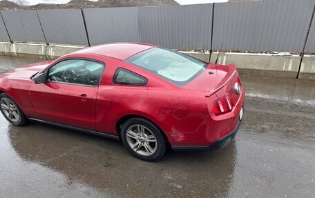 Ford Mustang VI рестайлинг, 2009 год, 2 100 000 рублей, 13 фотография
