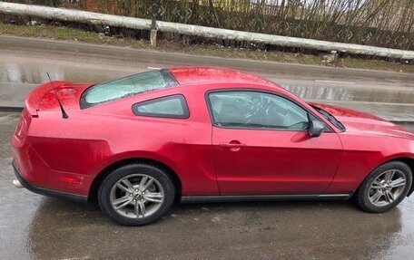 Ford Mustang VI рестайлинг, 2009 год, 2 100 000 рублей, 16 фотография