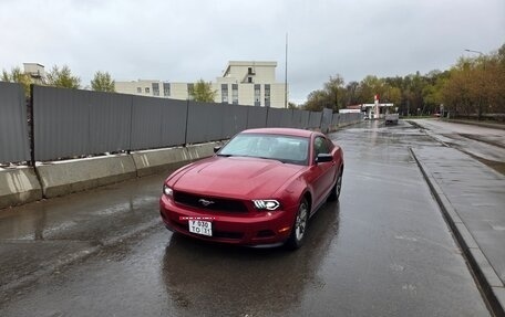 Ford Mustang VI рестайлинг, 2009 год, 2 100 000 рублей, 10 фотография