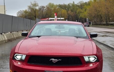Ford Mustang VI рестайлинг, 2009 год, 2 100 000 рублей, 8 фотография