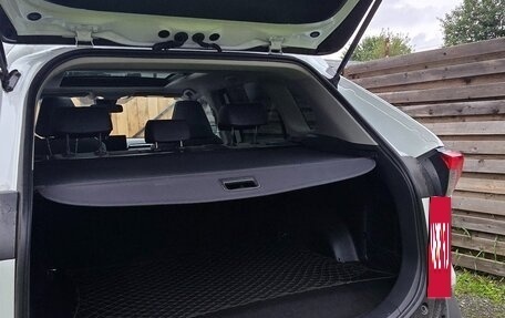 Toyota RAV4, 2024 год, 3 900 000 рублей, 4 фотография