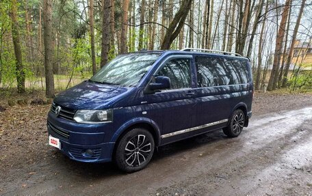 Volkswagen Multivan T5, 2006 год, 1 900 000 рублей, 3 фотография