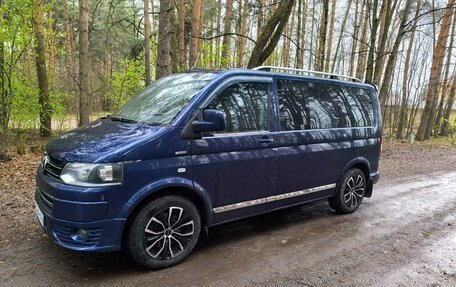 Volkswagen Multivan T5, 2006 год, 1 900 000 рублей, 10 фотография