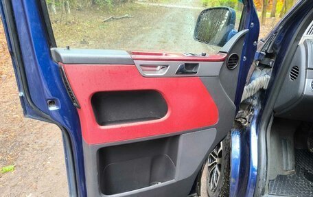 Volkswagen Multivan T5, 2006 год, 1 900 000 рублей, 16 фотография