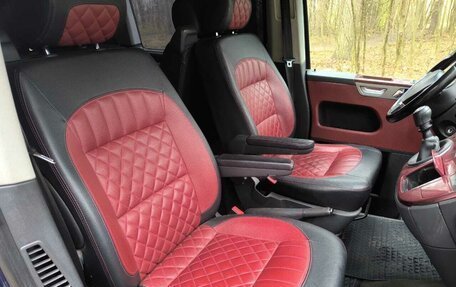 Volkswagen Multivan T5, 2006 год, 1 900 000 рублей, 26 фотография