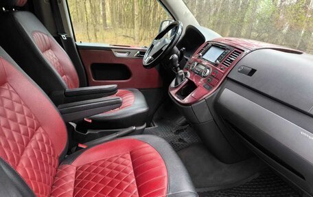 Volkswagen Multivan T5, 2006 год, 1 900 000 рублей, 25 фотография