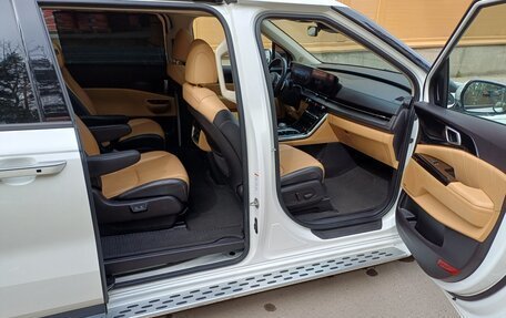 KIA Carnival, 2021 год, 4 730 000 рублей, 32 фотография