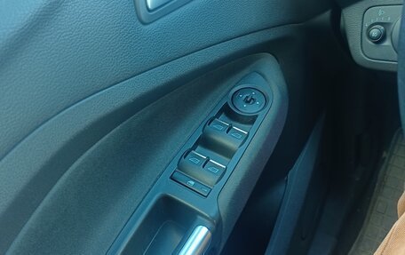 Ford C-MAX II, 2018 год, 1 270 000 рублей, 10 фотография