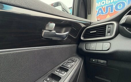 KIA Sorento III Prime рестайлинг, 2019 год, 2 560 000 рублей, 14 фотография