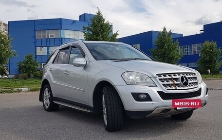 Mercedes-Benz M-Класс, 2010 год, 1 680 000 рублей, 2 фотография