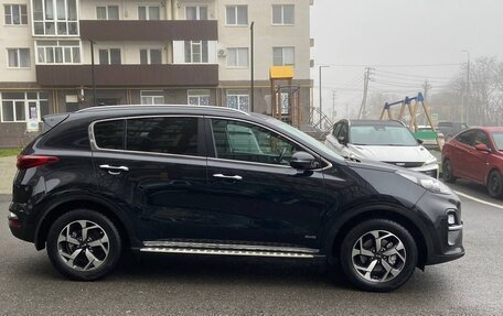 KIA Sportage IV рестайлинг, 2018 год, 2 480 000 рублей, 4 фотография