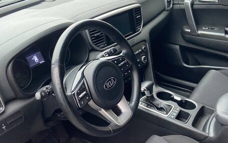 KIA Sportage IV рестайлинг, 2018 год, 2 480 000 рублей, 9 фотография